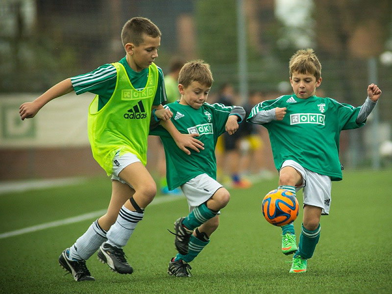 Förderung von Jugendfußball bei Carsten Gaiser - hier Kids beim Fußball